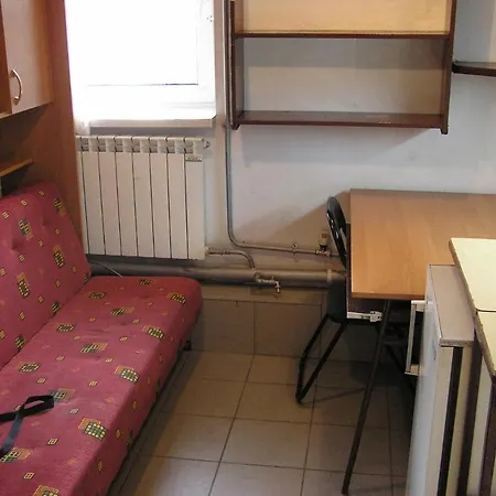 A Mala Kawalerka Samodzielna Halczyna 9 Alfa Apartment *