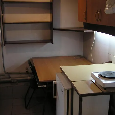 A Mala Kawalerka Samodzielna Halczyna 9 Alfa Apartment Krakau